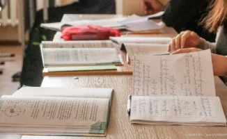 В школах Казахстана стартовала "проверка" знаний учеников в области математики и естествознания. Кроме того, в 2025 году пройдет международное исследование "PISA для школ", целью которого станет оценка грамотности казахстанских школьников. Специалисты соб