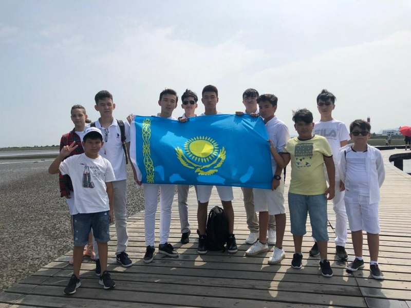 Казахстанские школьники завоевали 9 золотых медалей на Азиатской международной математической олимпиаде AIMO 2019 в Тайване