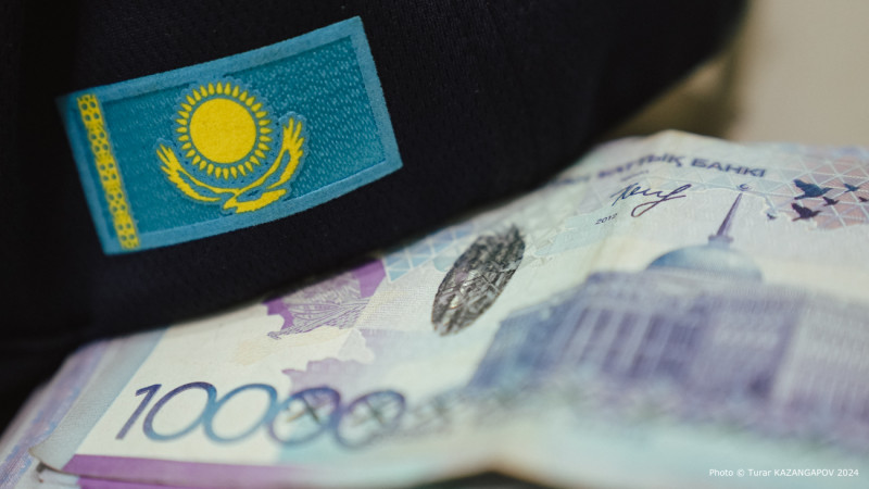 Материальная помощь для семей с детьми: как получить поддержку от государства перед учебным годом