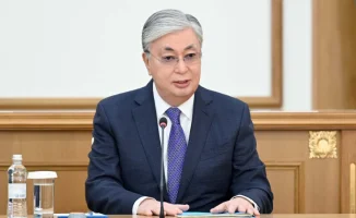 Ежемесячные доплаты педагогам: Закон Токаева об изменениях в законодательстве Казахстана