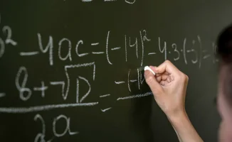 Министр просвещения Гани Бейсембаев: Учителям следует отдыхать летом, а не подрабатывать