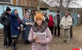 В Щучинске власти отобрали четверых детей у приемной матери: соседи поддерживают женщину