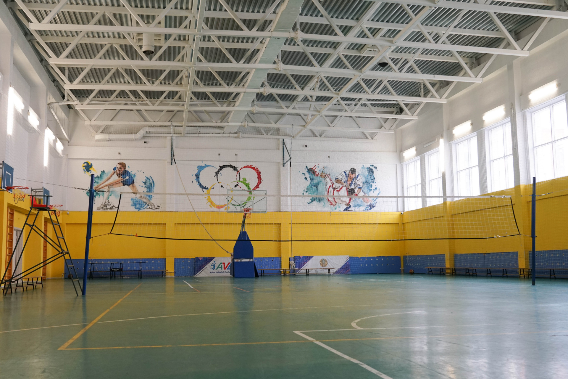 Спортзал в школе-гимназии №96 в Астане