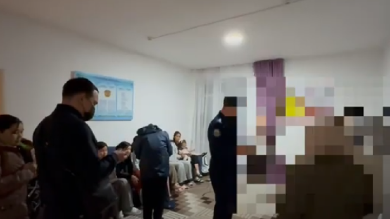 В Талдыкоргане полиция приостановила деятельность двух благотворительных учреждений, подозреваемых в нелегальном обучении детей религиозной тематике.