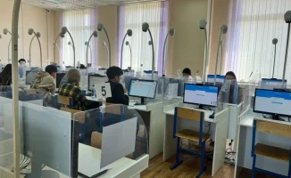 Министр науки и высшего образования Саясат Нурбек сообщил о серьёзной трансформации Единого национального тестирования, что поднимает вопросы о его будущем и влиянии на образовательную систему.