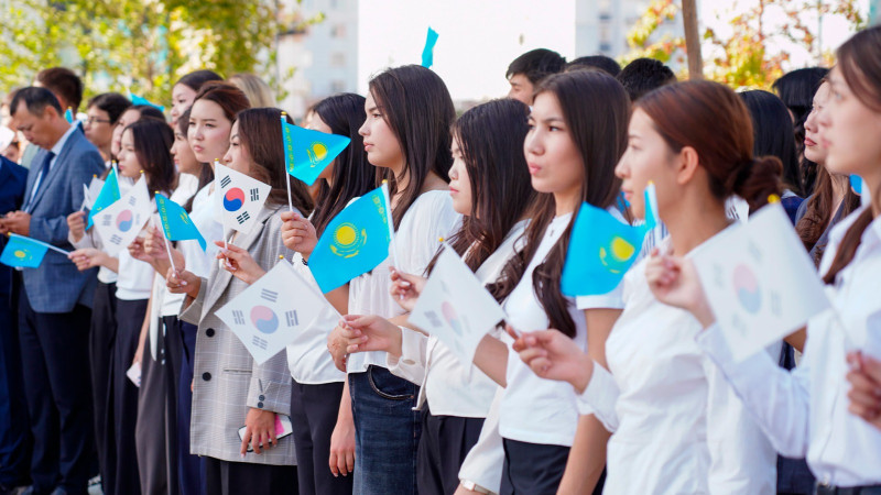 В Туркестане открылся филиал корейского университета Woosong University Kazakhstan, который обещает стать значимым образовательным учреждением в регионе, привнося корейские стандарты обучения и науки.