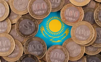 Базовая ставка, платные парковки и 1,5 миллиона от государства: что обсуждали читатели Tengrinews