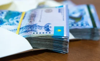 Искусственный интеллект выявил серьезные нарушения в работе районных отделов образования, которые выплачивали себе exorbitant зарплаты от 30 до 65 миллионов тенге и премии более 10 миллионов тенге из средств, предназначенных для Премии на 10 миллионов тен