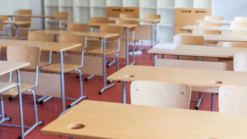 Фейковые угрозы приводят к массовым прогулкам школьников в Актау 10 ноября