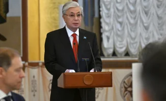 Токаев на визите в Москву: Россия – 'Богом данный сосед' Казахстана, встреча с Путиным