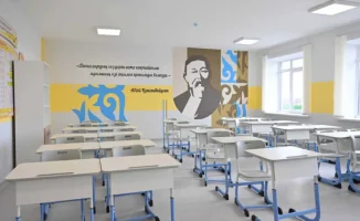 В области Абай обсудили меры по решению проблемы дефицита школьных мест и подвели итоги работы системы образования за десять месяцев 2025 года на брифинге в Региональной службе коммуникаций.