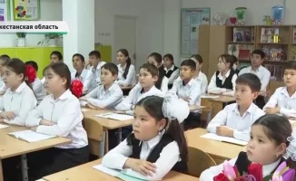 В Туркестанской области 16 пар близнецов и двойняшек в школе от первоклассников до выпускников