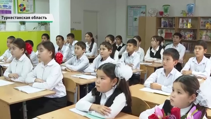 В Туркестанской области 16 пар близнецов и двойняшек в школе от первоклассников до выпускников