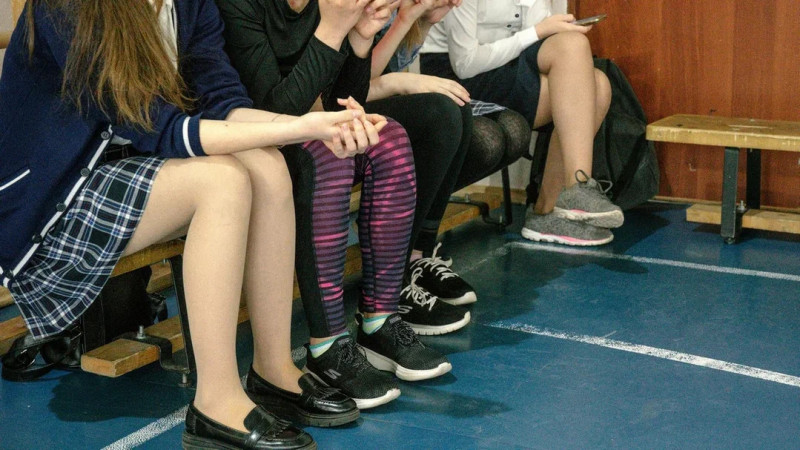 Уголовное дело в Атырау: конфликт девочек-подростков в частной школе