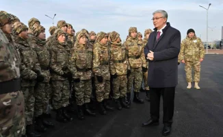 Токаев ознакомился с деятельностью военной школы-интерната в Жамбылской области