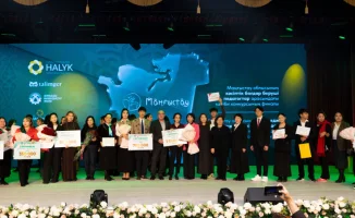 В Мангистау завершился первый региональный молодежный конкурс стартапов "ТалпынХалық – 2025" и конкурс среди педагогов-профориентаторов, который собрал множество талантливых участников и инновационных идей, продемонстрировав высокую активность молодежи в 