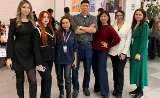 Компания Kcell объявила о старте зимней стажировки Kcell Winter Camp 2025, которая привлекла рекордный интерес среди студентов. Программа предлагает уникальные возможности для профессионального роста и развития в сфере телекоммуникаций.