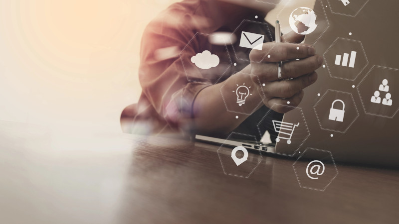 Kundelik прокомментировал сообщения о утечке персональных данных, опровергнув информацию и заверив пользователей в безопасности их данных.