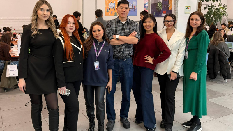 Компания Kcell объявила о старте зимней стажировки Kcell Winter Camp 2025, которая привлекла рекордный интерес среди студентов. Программа предлагает уникальные возможности для профессионального роста и развития в сфере телекоммуникаций.