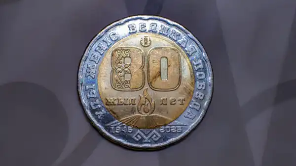 Кресло и монета за миллионы: угрозы школам в Казахстане 19 января