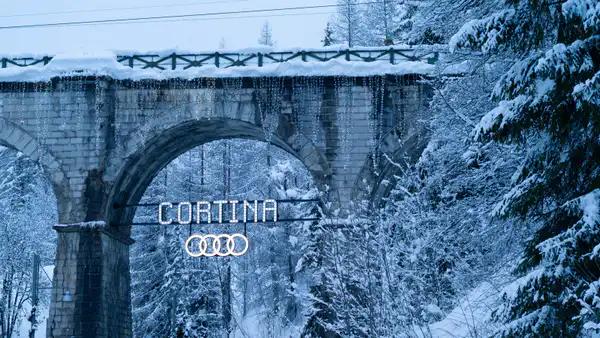 Труп охранника найден на олимпийском объекте: расследование за месяц до Игр в Италии