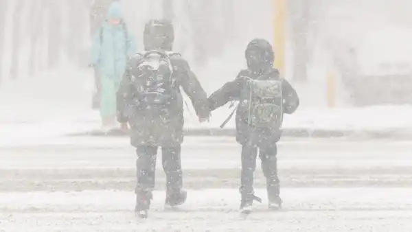 В Астане часть школьников второй смены переведены на дистанционное обучение
