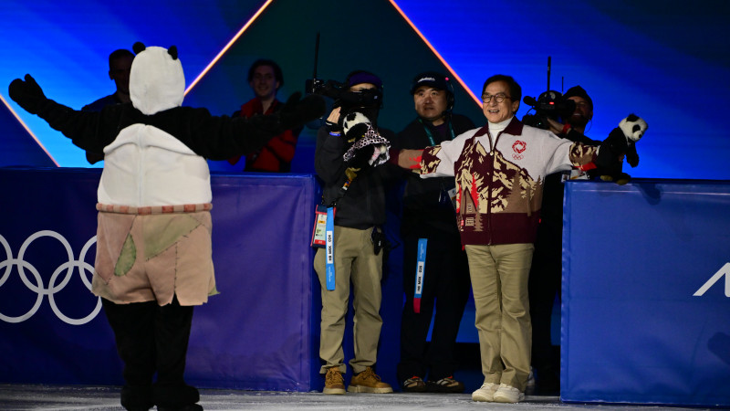 Михаил Шайдоров впечатляет Джеки Чана на гала-концерте Олимпиады в Милане