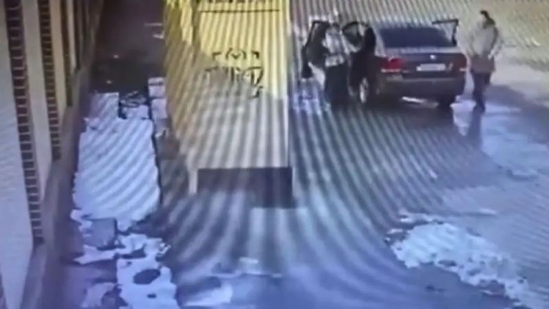 Перцовые баллончики и свистки для самообороны школьников в Казахстане: что можно и нельзя носить после попытки похищения 13-летней девочки в Таразе