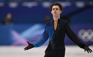 Официальные аккаунты ISU и Олимпийских игр поздравляют Михаила Шайдорова с победой