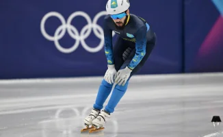 Судья лишил Дениса Никишу, лидера сборной Казахстана по шорт-треку, четвертьфинала Олимпиады на дистанции 1000 метров