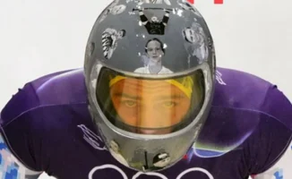 Украинского спортсмена дисквалифицировали за “шлем памяти“ на Олимпиаде-2026