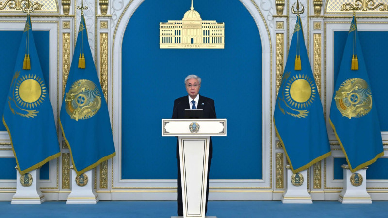 Токаев поставил задачи на Олимпиаду в Лос-Анджелесе и наградил чемпиона Михаила Шайдорова