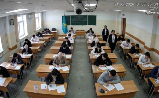 В Казахстане предложили внедрить единую цифровую систему контроля экзаменов и аттестации в вузах, включая запись экзаменов на камеру и микрофон.
