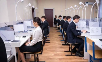 С начала проведения мартовского ЕНТ-2026 тестирование прошли свыше 117 тысяч человек, и 71,6% из них сдали экзамен.