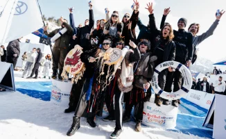 Пробуждение Дракона: семейный обряд покорил Red Bull Jump & Freeze на Шымбулаке, став подиумом безумия и креатива для команды Red!