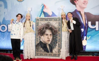 Олимпийский чемпион Михаил Шайдоров вернулся в Алматы: встреча с поклонниками