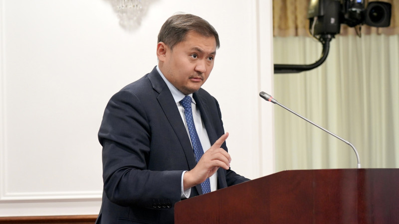 Министр науки и высшего образования Саясат Нурбек прокомментировал вопросы о своей персональной ответственности за миллиардные нарушения при распределении научных грантов.